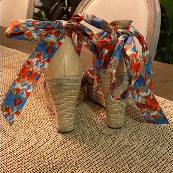 UGG Ikat Lace up Espadrilles size 8 - Picture 5 of 6